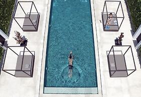 eqUILIBRIA SEMINYAK