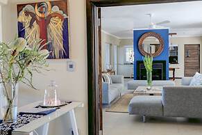 Abalone Guest Lodge