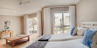 Abalone Guest Lodge