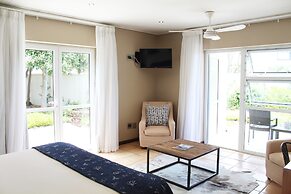 Abalone Guest Lodge