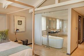 Abalone Guest Lodge