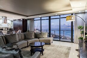 Aquarius Luxury Suites