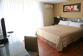 Hotel de Campo Colon