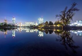 Strandhotel Alte Donau