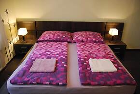 Boomerang Hostel