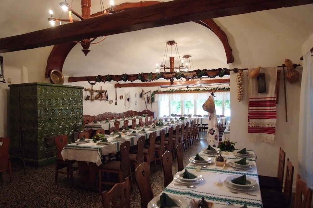 Hotel Panzió 100