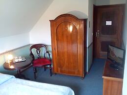 Hotel Panzió 100