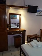 Stefanos Place