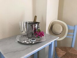 Morpheus Rooms