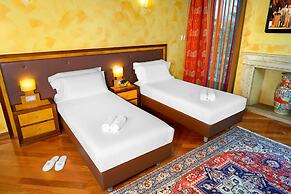 City Centre Rooms and Apartments