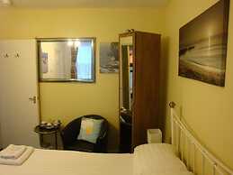 Spencer Court Hotel