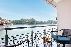 ECKO Antarman on the Ganges