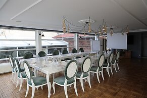 Fuat Paşa Oteli