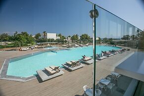 Almyra Resort