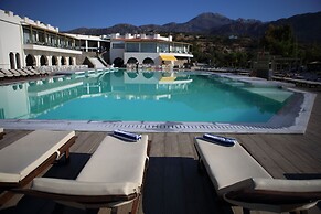 Almyra Resort