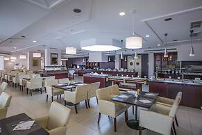 Almyra Resort