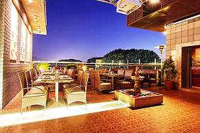 Hotel Roopa