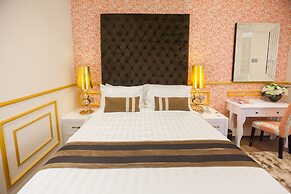 Apple Heritage Hotel