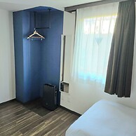 Ueno First City Hotel