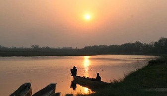 Rhino Lodge & Hotel