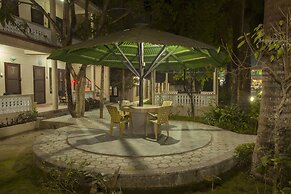 Sauraha Resort