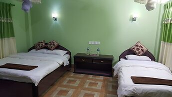 Sauraha Resort