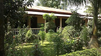 Sauraha Resort