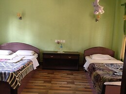 Sauraha Resort