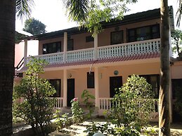 Sauraha Resort