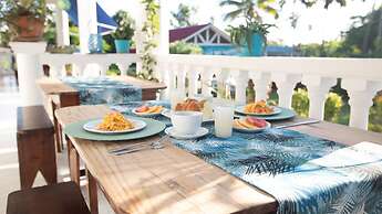 Hosteria Mar y Sol