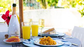 Hosteria Mar y Sol