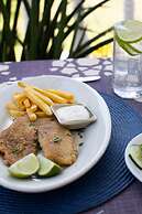 Hosteria Mar y Sol