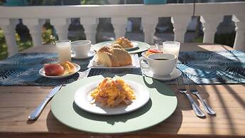 Hosteria Mar y Sol