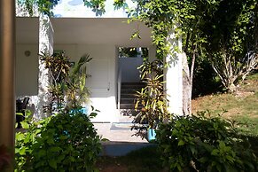 Hosteria Mar y Sol