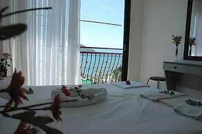 Cemre Hotel