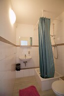 Flensbed Hotel & Hostel