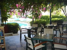 Costas & Chrysoula