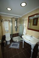 Anastazia Hotel