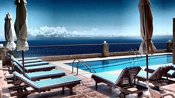 Anastazia Hotel