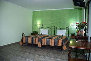 Anastazia Hotel