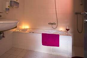 Cukrarna Hostel
