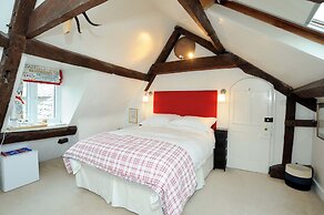 Castleton House B&B