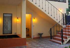 Baan Khun Nine
