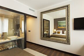 Quentin Boutique Hotel