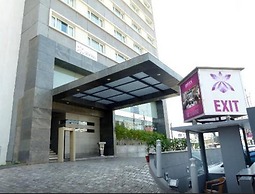 Royal Orchid Central, Vadodara