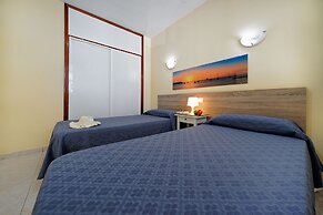 Strelitzias Apartments