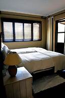 Mymering Guest House