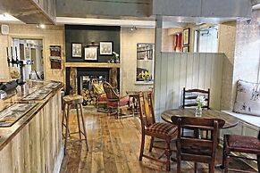 The Wheatsheaf Inn