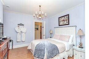 Redwood Bed and Breakfast