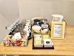 Redwood Bed and Breakfast